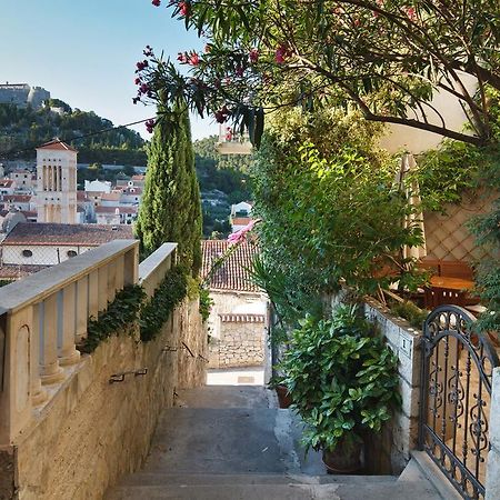 Apartment Dubica Hvar Town Bagian luar foto